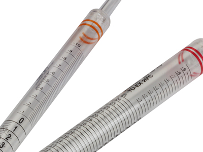 雙向刻度線設(shè)計，便于識別移液體積，負(fù)刻度增加移液容量，適用于更大容量